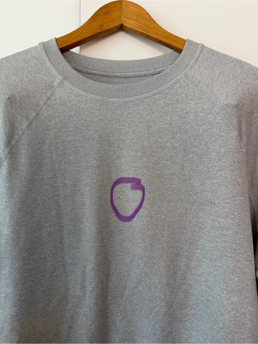 Vuori Women's Halo sweater - Picture 8 of 8
